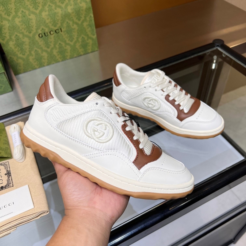 G*u*i casual shoes